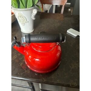 Le Creuset Demi Tea Kettle Cerise Red Enamel on Steel 1.7 L Stovetop Whistling